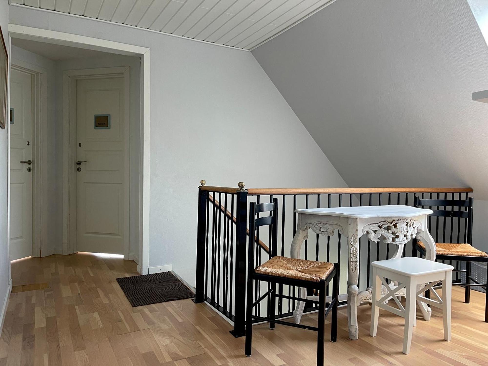 Kirsebaerkroen - The Inn Between Praesto Exterior photo